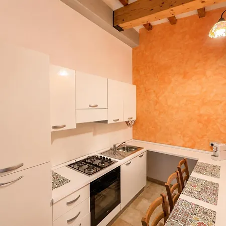 Il Vecchio Scornabecco Alloggio per agriturismo *