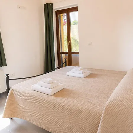 Alloggio per agriturismo Il Vecchio Scornabecco *
